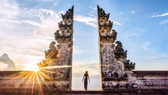 ảnh gốc cổng trời Bali ở đảo Bali